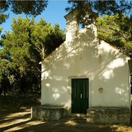 Vesna * Vela Luka